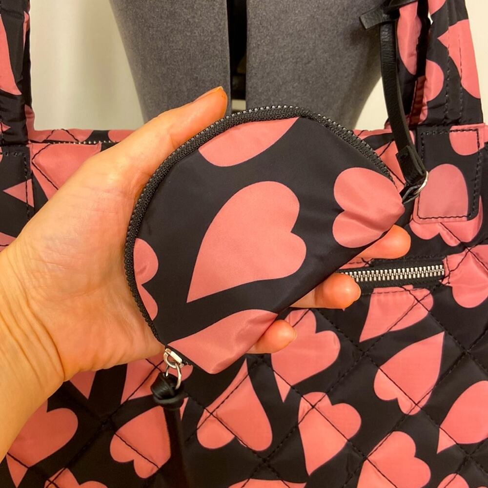 NWT MSRP$100 INC Hearts Nylon Shoulder Extra Large Quilted Tote - Picture 3 of 3